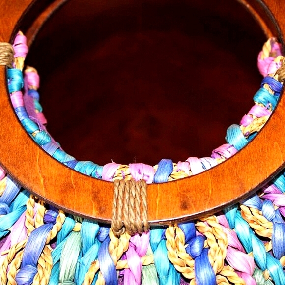 Cappelli Woven Straw Handbag β Boho Tote with Wooden Handles - Picture 5 of 7